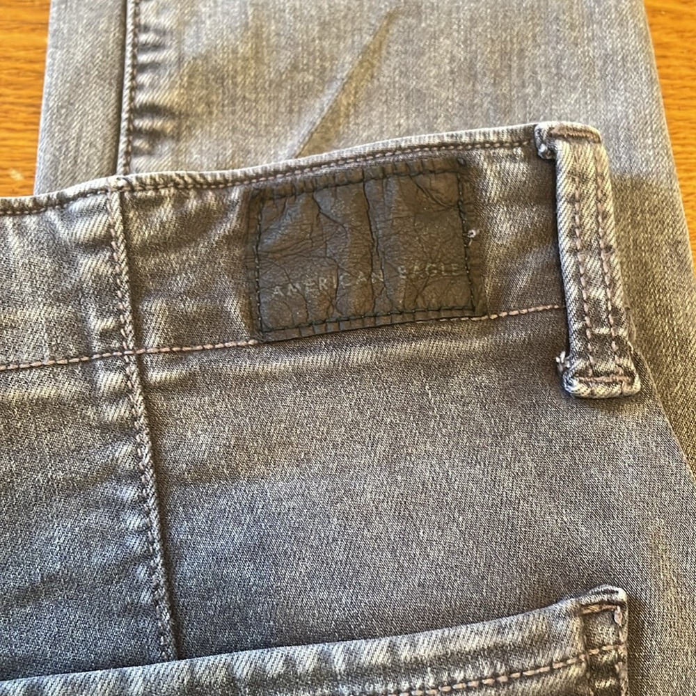 🟦 American Eagle Women’s Black Highest Rise Jeggings (size 16) - Picture 10 of 11